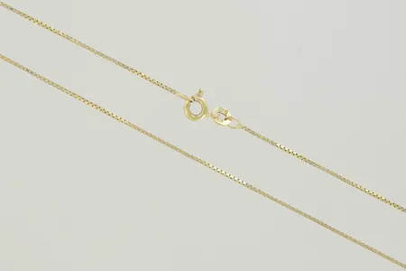 Halskedja längd 45 cm, 18K  Vikt: 2,6 g