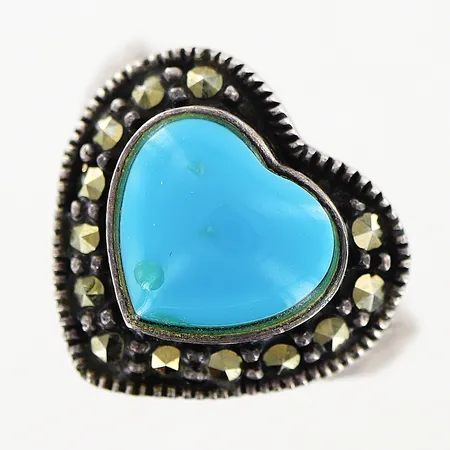 Ring med markasiter och turkos sten, limrest, stl:15¼ silver 925/1000. Vikt: 4,2 g