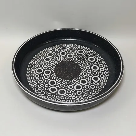 Fat Britt-Louise Sundell stengods Kreta för Gustavsberg Ø29cm höjd ca 5cm