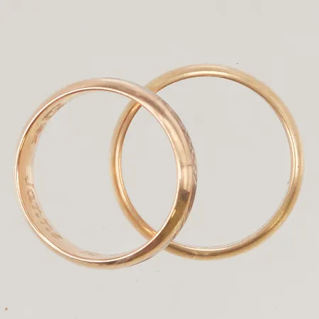2 Ringar med gravyr 18K 8,0g.