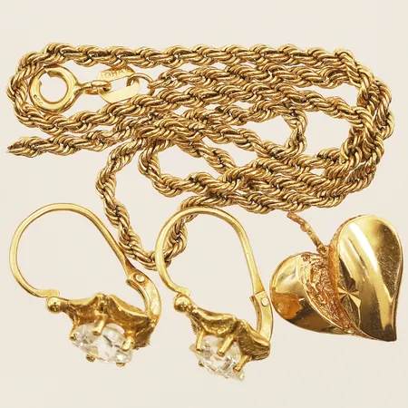 Diverse guld defekt, 18K  Vikt: 5,5 g