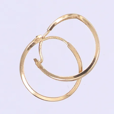 Ett par örhängen creoler Ø12mm bredd 2mm , ojämna, 18K  Vikt: 0,5 g