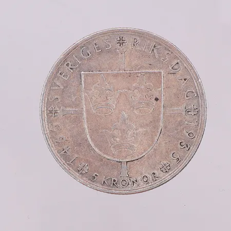 Mynt Gustaf V Sveriges riksdag 500 år 1435-1935, nominellt värde 5kr, silver 900/1000 Vikt: 25 g