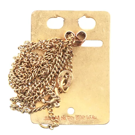 Diverse guld med gravyr, 18K. Vikt: 4,8 g