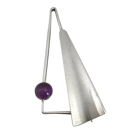 Retro Brosch 1960-tal silver STIGBERT för Runes Konsthantverk Kalmar 1962, Ametist, längd 61 mm, bredd 27 mm, fint skick   Vikt: 7,6 g
