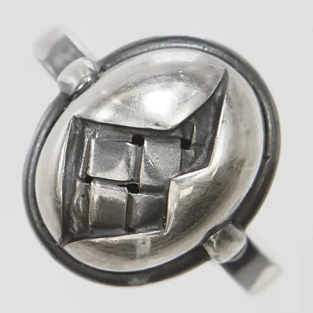 Ring Bottega Veneta stl:17, bredd 2,5-15mm, silver, 925/1000, box slitage. Vikt: 5,4 g