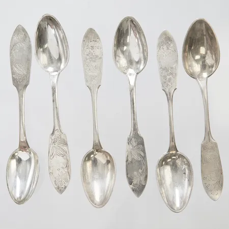 6 Kaffeskedar modell Tornedal, 13cm, gravyr, 830/1000 silver Vikt: 77,7g Vikt: 13 g