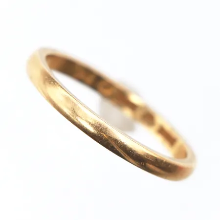 Slät ring Stl:18¾, bredd: 2,4mm, 18K Vikt: 3,1 g