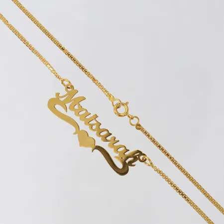 Collier med namnbricka längd 40cm bredd 1,7-14mm ink ögla, 21K.  Vikt: 6,8 g
