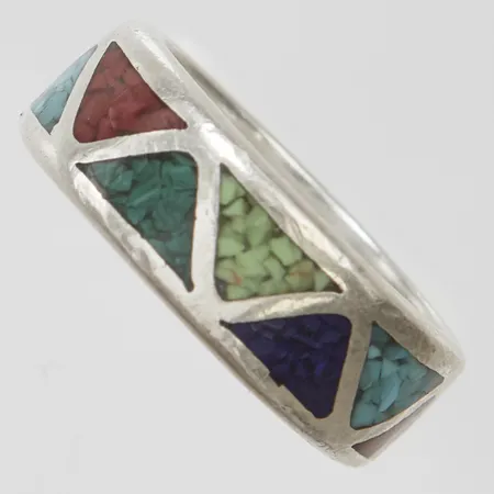 Ring med mosaikdekor, st:15, bredd 6,5mm, 925/1000 silver Vikt: 4,2g Vikt: 4,2 g