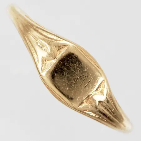 Klackring stl: 14½ bredd: ca 1-4mm 18K  Vikt: 1,3 g