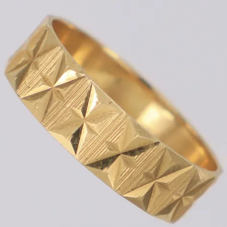 Ring stl 16 bredd 4,9mm 14K Vikt: 1,9 g