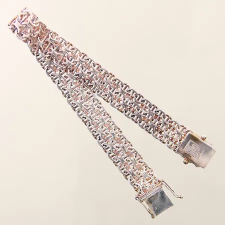 Armband X-länk med stav GHA längd 20cm bredd 10,6mm silver 925/100 Vikt: 16,6 g