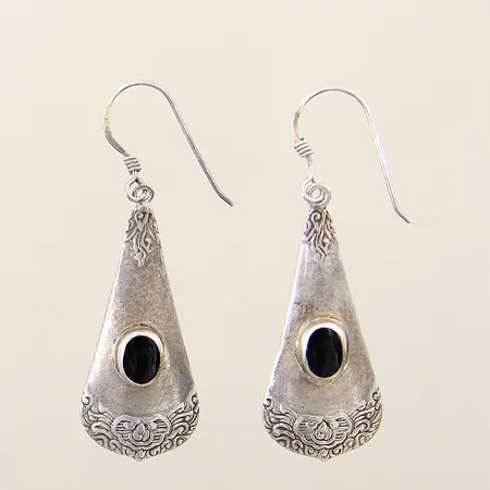 Örhängen med svart emalj 50x16mm silver 925/1000 Vikt: 5,7 g