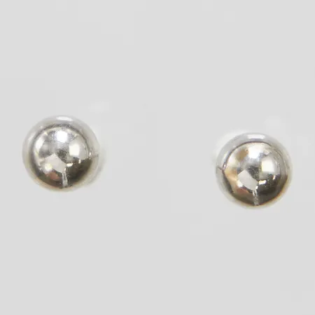 Örhängen, kulor Ø4mm, stift, vitguld, saknar snurrebussar, 18K Vikt: 0,2g Vikt: 0,2 g