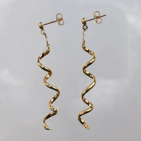 Ett par örhängen spiraler, 60mm, stift, 18K Vikt: 2,5 g