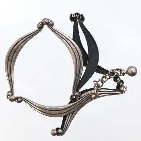 Collier 45cm, ostämplat silver defekt. Vikt: 15,7 g