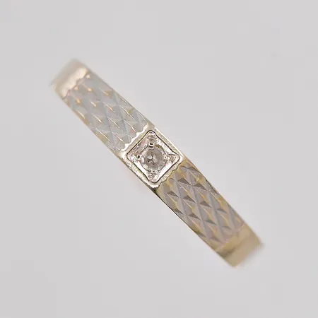 Ring stl:16½ vitguld 18K Vikt: 1,6 g