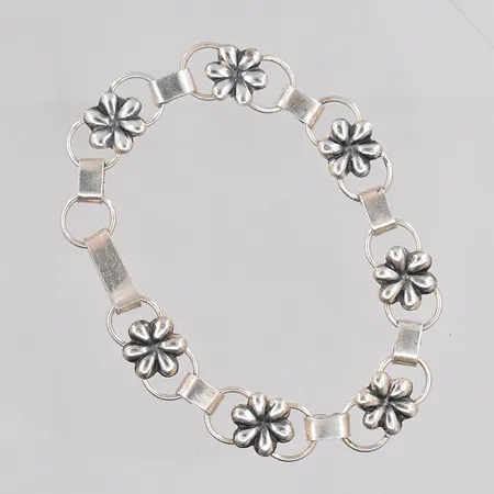 Armband längd 15cm bredd ca 10mm, Victor Janson Guldvaru Ab år 1952, 830/1000 silver Vikt: 6,7 g