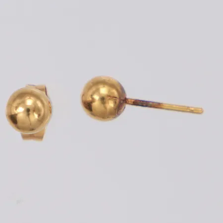 Ett par örhängen, kulor Ø5,1mm, en snurrebuss saknas, 18K Vikt: 0,8 g