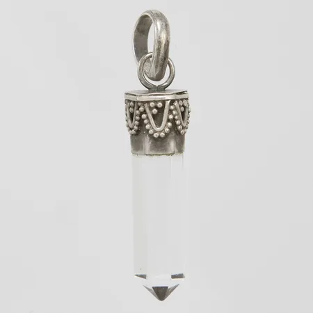 Hänge med bergkristall, ostämplat silver, Vikt: 2,6g Vikt: 2,6 g