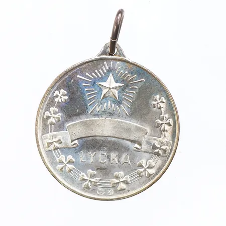 Hänge Lycka, 28x21mm, 830/1000 silver. Vikt: 5 g