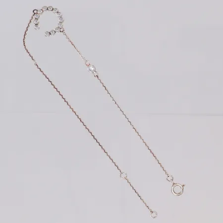 Armband, längd 19cm, med vita stenar 925/1000 silver Vikt: 1,3 g