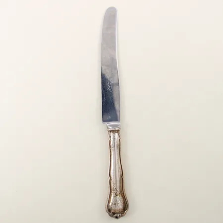 Bordskniv modell Viktoria längd 20,5cm blad i rostfritt stål silver 830/1000  Vikt: 58,9 g