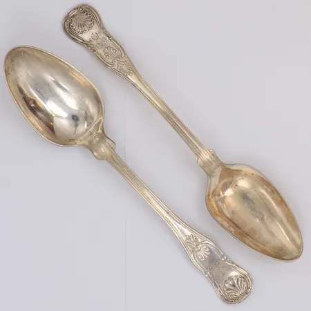 2 skedar längd 18cm, monogram, bucklor, 830/1000 silver Vikt: 71 g