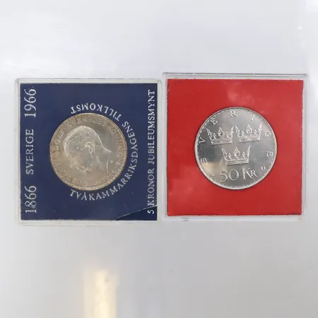 Mynt 50 kronor 1975,mynt 5 kronor 1966,silver. Vikt: 45 g