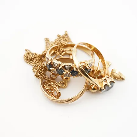 Diverse guld, 18k Vikt: 9,7 g