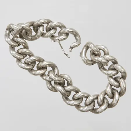 Armband Pansar längd 20cm, bredd 13mm, avbruten säkerhetskedja, 925/1000 silver Vikt: 110,5 Vikt: 110,5 g