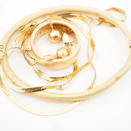 Diverse guld, 18k Vikt: 34,6 g