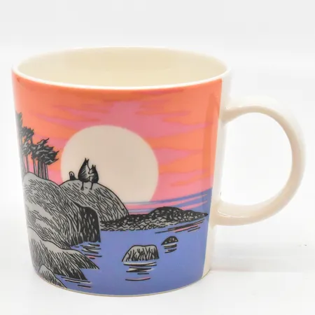  Mugg, Mumin, Mumindagen / Muumin päivä 2018, Specialmugg med presentförpackning för Mumindagen 9 augusti, Arabia, Höjd 8 cm, Ø 8,5 cm, etikettmärkt, originalkartong  