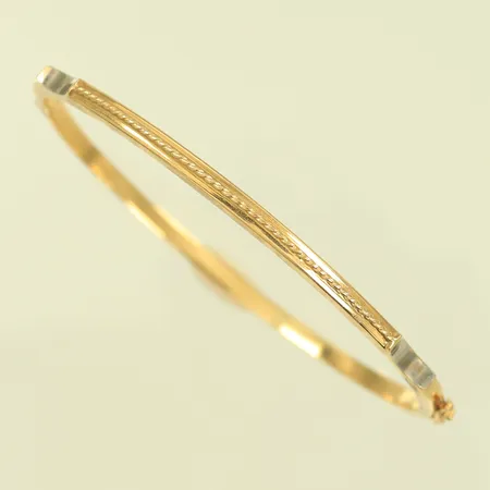 Armring öppningsbar omkrets 17cm bredd 3mm, ihålig, 18K 5,7g Vikt: 5,7 g