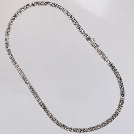 Collier, längd 43cm, bredd 5,1mm, lätt skev, Mema, 835/1000 silver Vikt: 18,3 g