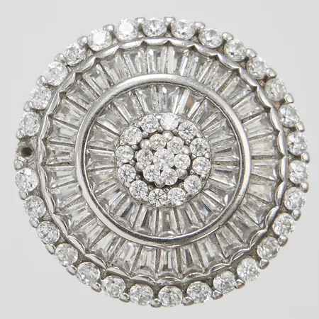 Ring med vita stenar, stl:17½, saknar en sten, 925/1000 silver Vikt: 7,9g Vikt: 7,9 g