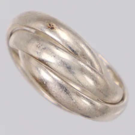 Ring, tredelad, stl:18, bredd 8mm, TS, repor, 925/1000 silver Vikt: 11,1 g