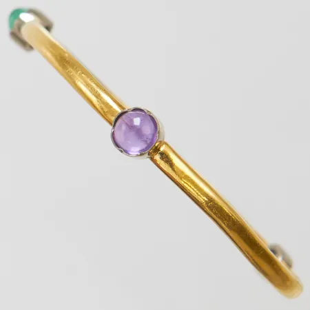 Armring med infärgade kalcedoner & ametist, Ø65mm, gravyrer, 23K Brv: 21,1g Vikt: 21,1 g