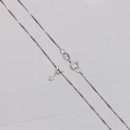 Kedja, Venezia, längd 42cm, bredd 0,9mm, Hänge med briljantslipad diamant 0,02ct, längd 10mm, vitguld 18K  Vikt: 3,9 g