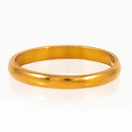 Ring slät stl:19 bredd 2,8mm, något ojämn skena, 23K 3,5g. 