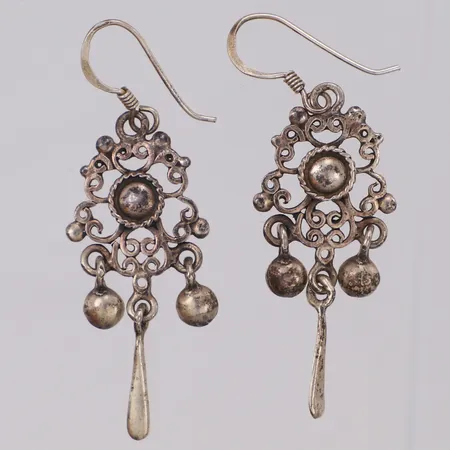Örhängen längd 52,0mm bredd 16,7mm silver 925/1000 silver  Vikt: 5,3 g