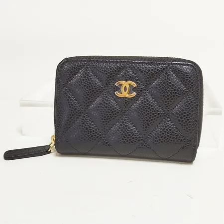 Portmonnä Chanel Classic Zipped Coin Purse Veau Graine Black, lammskinn, guldfärgade metallbeslag, mått 7,5 x 11 x 2cm, refnr: AP0216-Y01588-C3906, serienr: 30109887, certifikatkort, dustbag, kvitto Chanel Short Hills 2020, box.  Vikt: 0 g