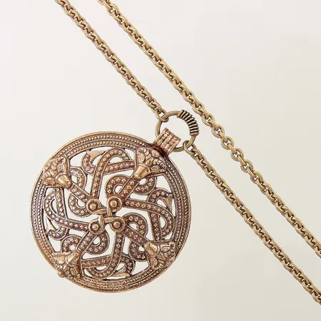 Collier med integrerat hänge Kalevala Koru Finland längd ca 69cm bredd 4mm hänge Ø48mm, brons
