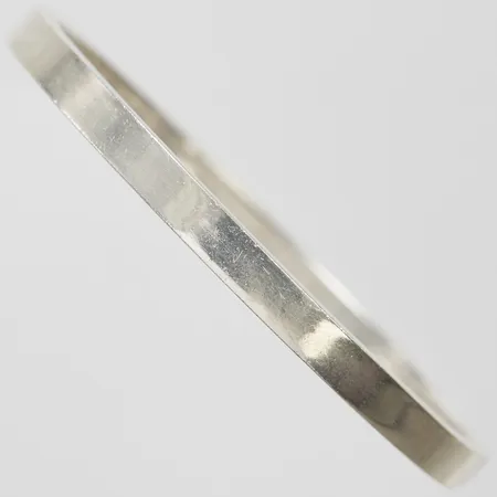 Armband stelt, innermått 60x55mm, bredd 5mm, repig, 925/1000 silver Vikt: 12 g