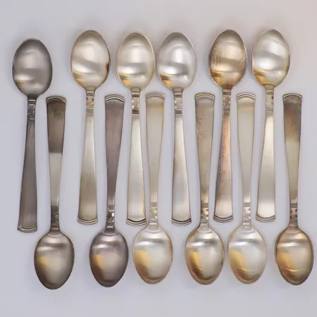 Tolv kaffeskedar modell Rosenholm GAB silver 830/1000 Vikt: 201,6 g