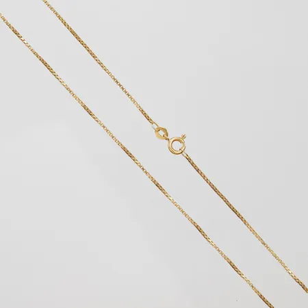 Kedja Venezia längd 43cm, bredd 1mm, importstämpel, 18K Vikt: 3,9g Vikt: 3,9 g