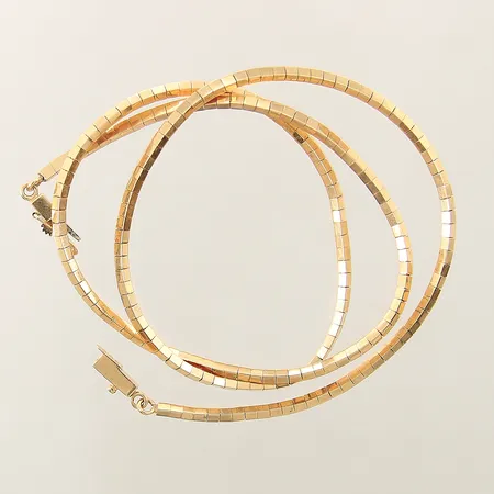 Collier skev/bucklig 18K Vikt: 17,4 g