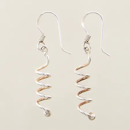 Örhängen spiralformade 40x5mm silver 925/1000 Vikt: 2 g