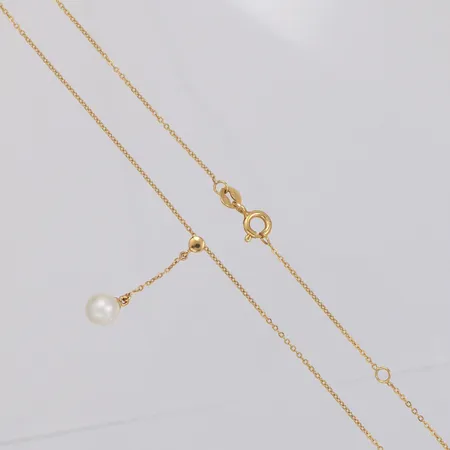 Kedja Ankar med integrerat hänge odlad pärla längd 45cm bredd 0,7mm, hängets mått ca 24,9x5,8mm, justerbar, GHA, 18K Vikt: 1,8 g